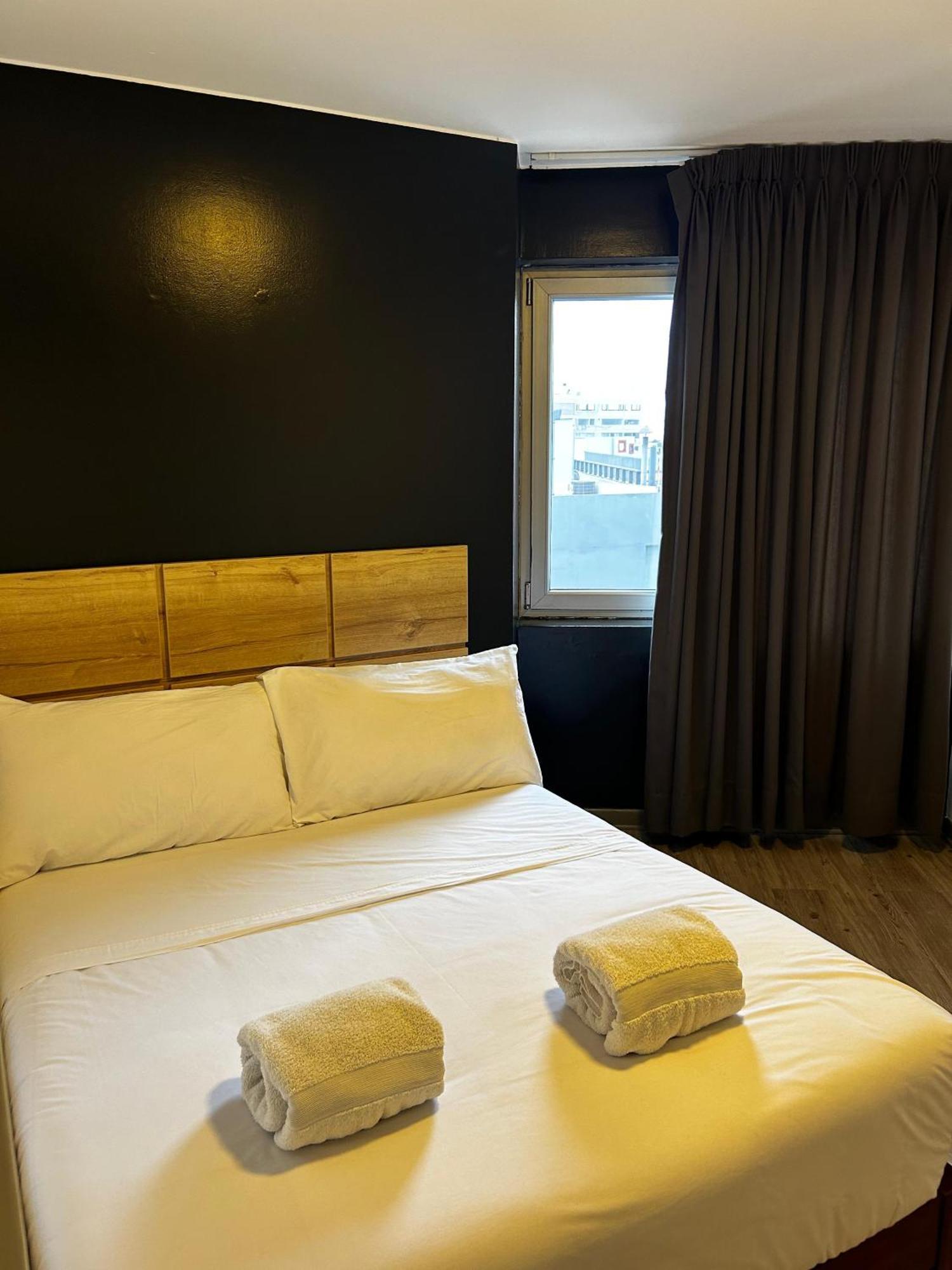 Aparthotel Serendipia The Beautiful 2br 302 *