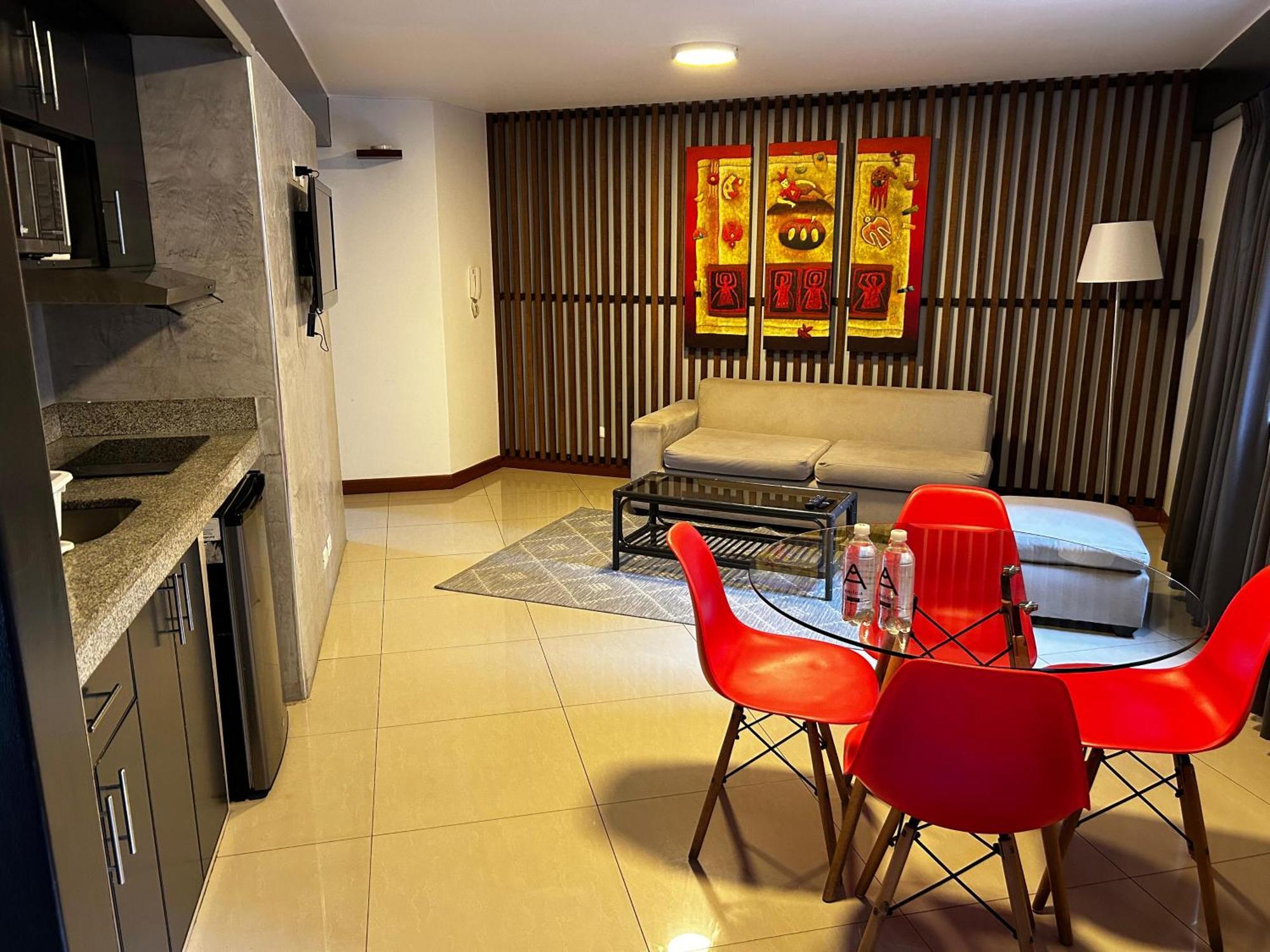 Serendipia The Beautiful 2br 302 *